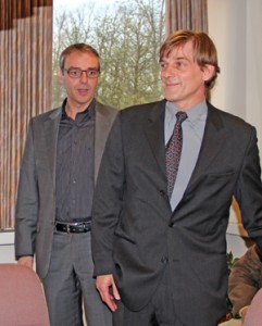 Bürgermeister Horst Ansén (links) und sein Herausforderer Lars Theinert