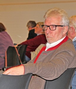 Landrat Klaus Plöger als Besucher einer Stadtverordneten-Versammlung
